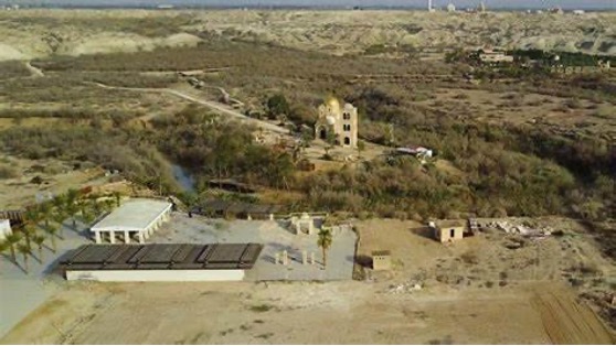 Foto de Qasr el-Yahud, lloc per on es creu que Israel va travessar el Jordà (Imatge de www.holylandsite.com).