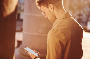 Més enllà de les pantalles